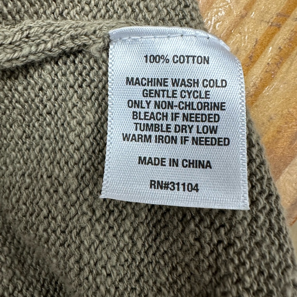 Cardigan - Picture 2 of 4
